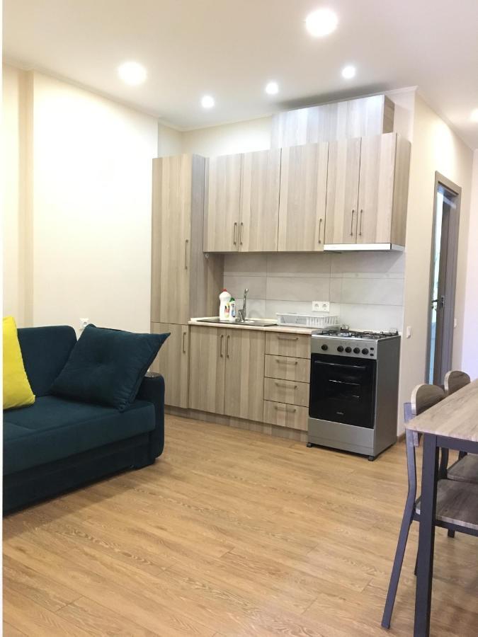 Cosy Apartment Near The Sea บาทูมิ ภายนอก รูปภาพ